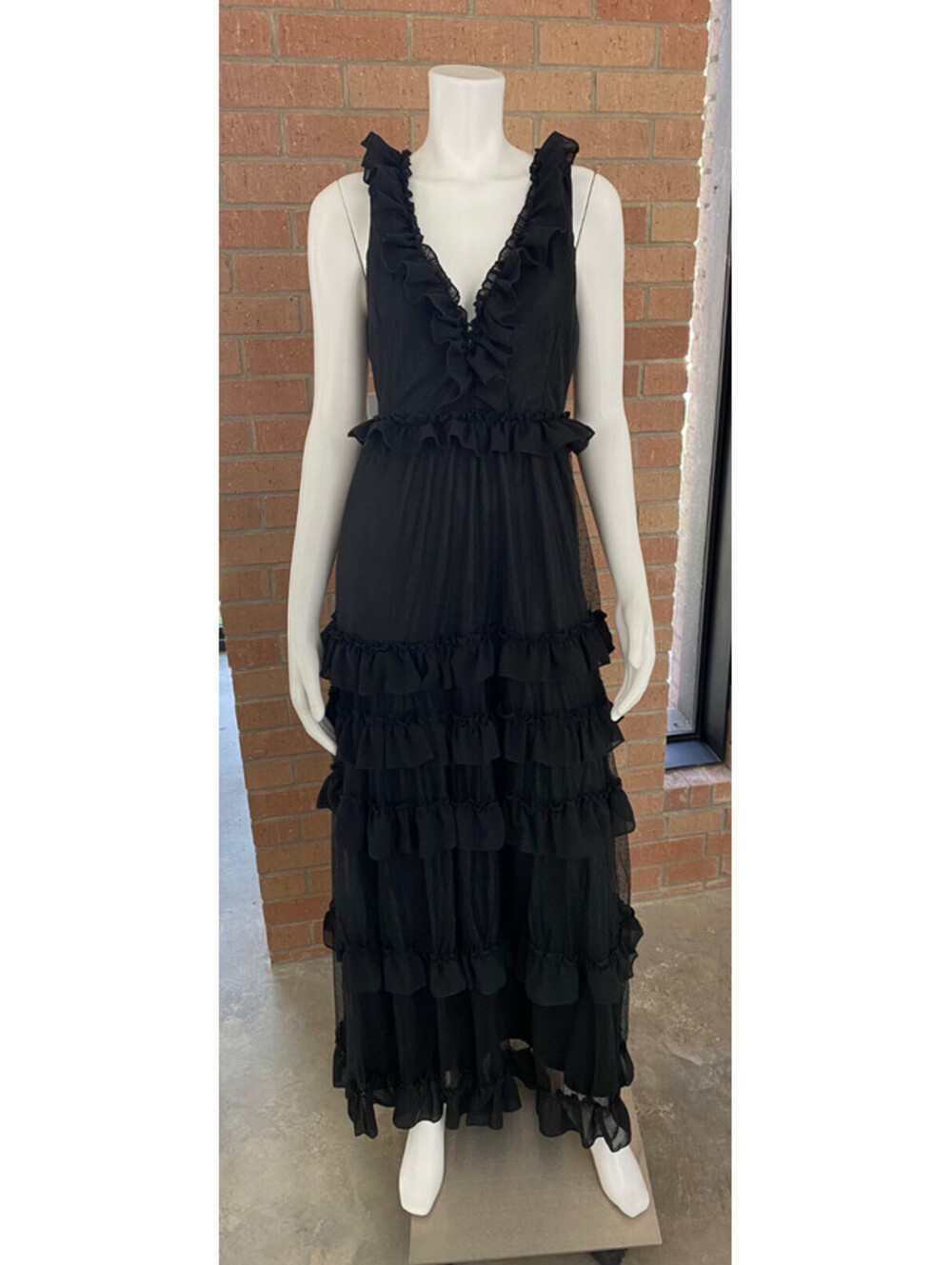 Womens THE CLOTHING COMPANY SLEEVELESS RUFFLED TIERED MAXI DRESS Black LARGE nwt